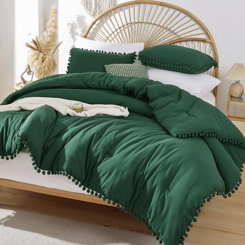 YIRDDEO Full Size Comforter Sets - Full Size Comforter with Ball Pom Fringe, Soft Bedding Set for All Seasons - 3 Pieces, 1 Comforter (79"x90") & 2 Pillow Shams(20"x26"), Emerald